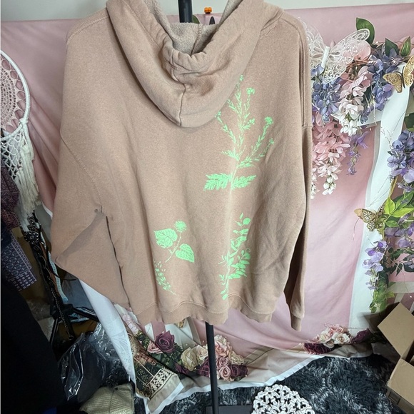 Urban Outfitters Herbal Medicine Hoodie, Size Medium - Picture 3 of 6